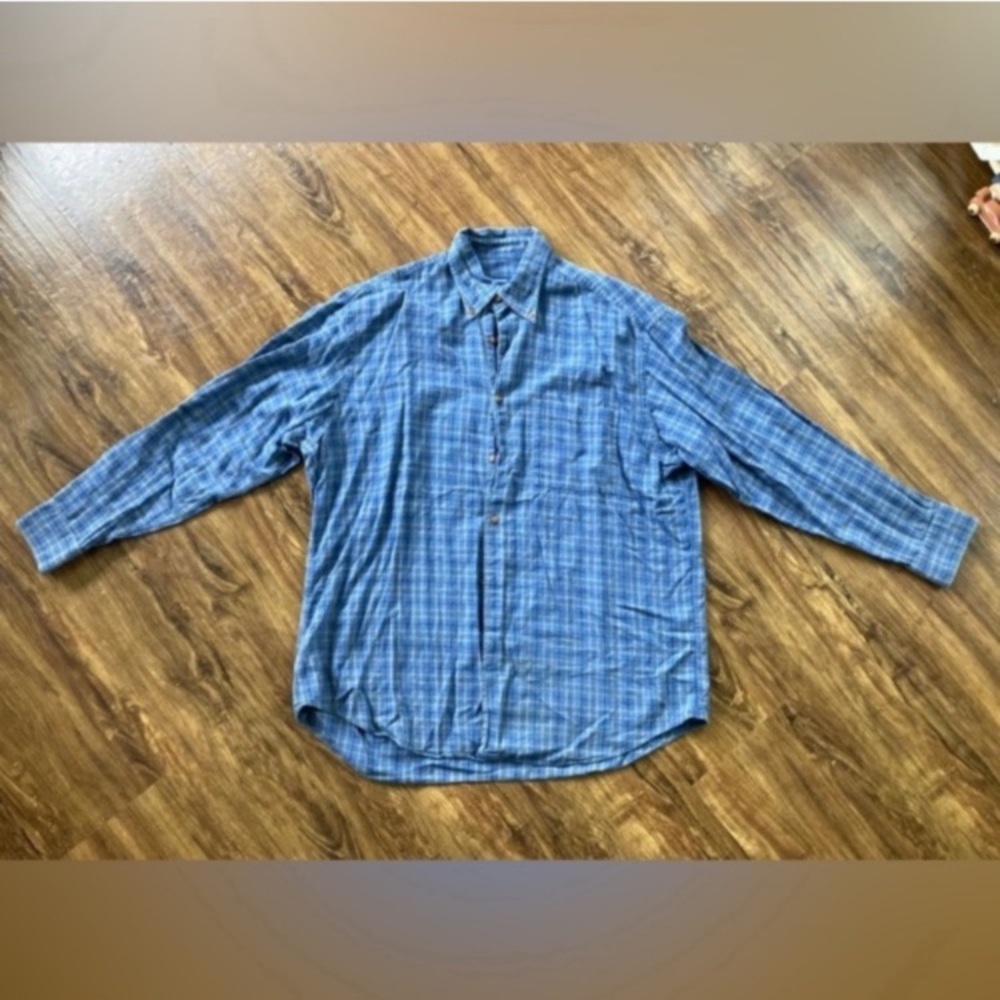 Men's Blue Plaid Long-Sleeve Button-Up Shirt
